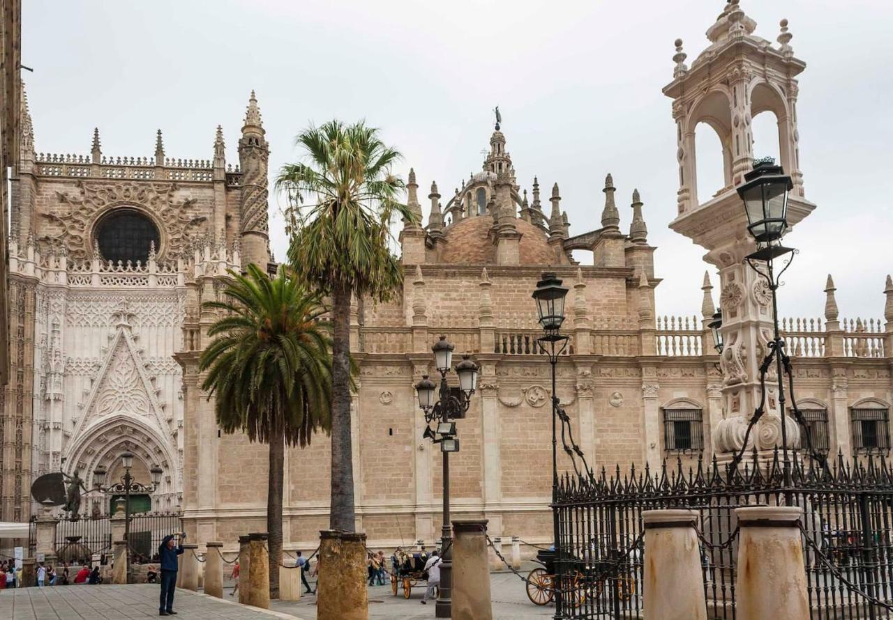 Abades Cathedral Oasis Apartment Seville Exterior photo