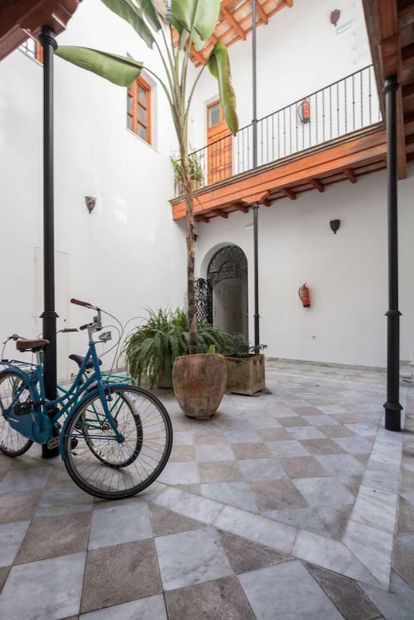 Abades Cathedral Oasis Apartment Seville Exterior photo